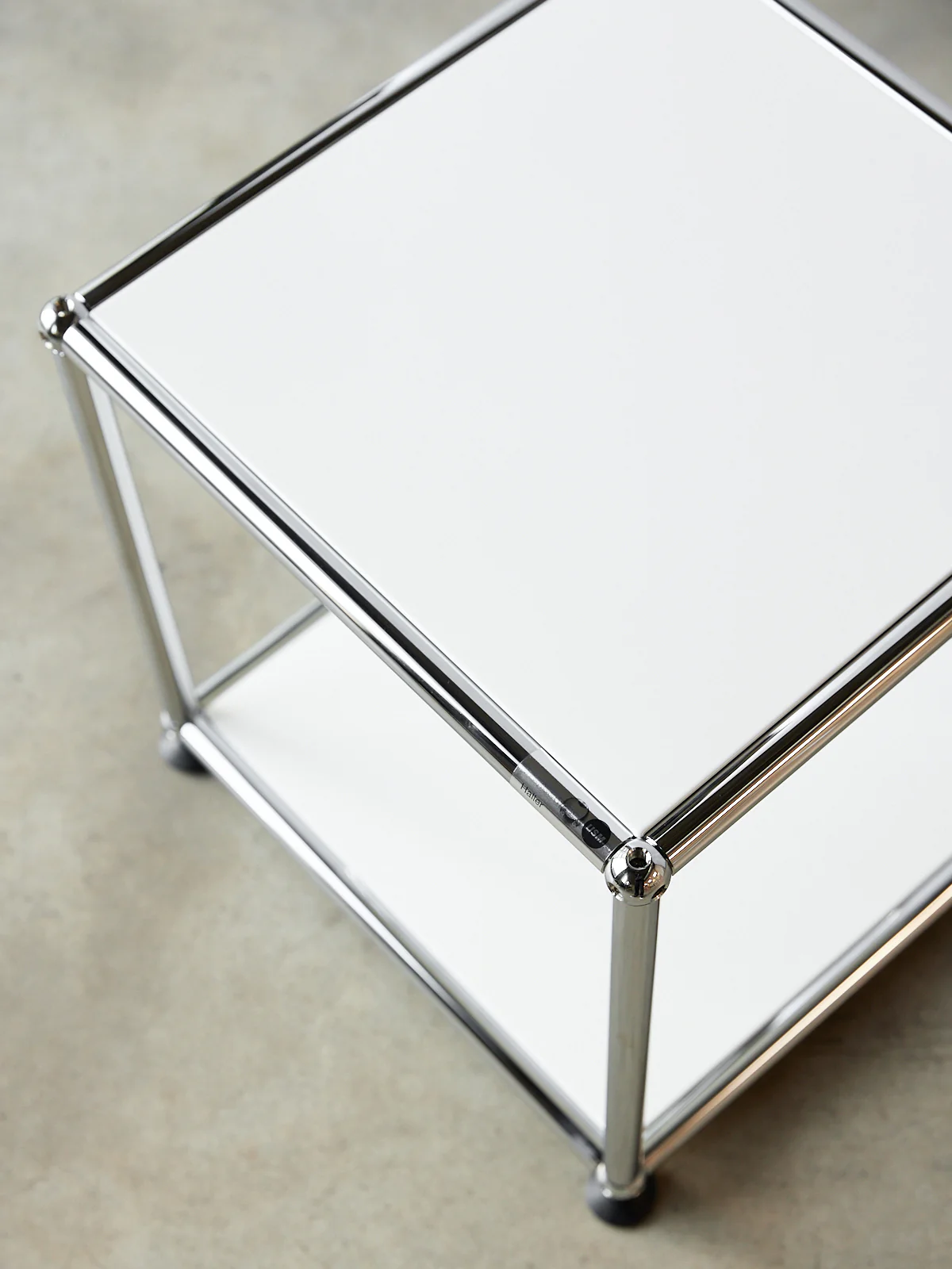 USM Haller Side Table (M21) White - Image 5