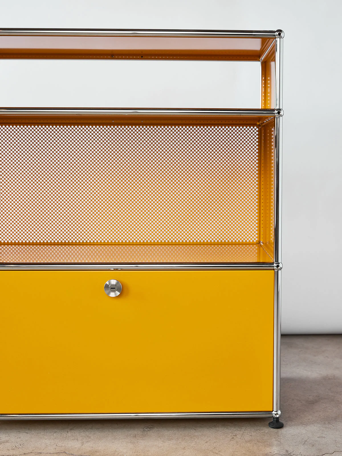 USM Haller Storage - Image 3